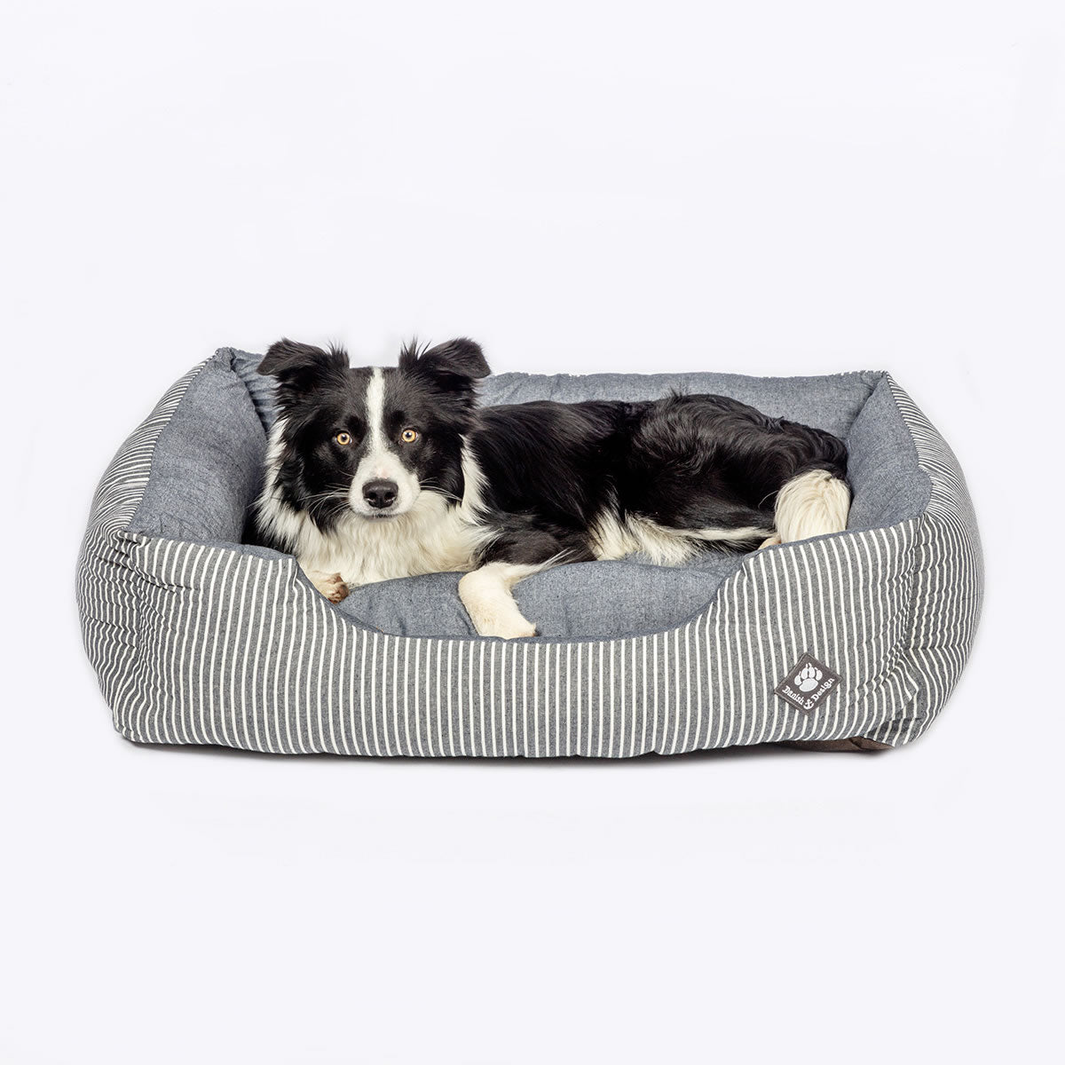 Danish Design Maritime Snuggle Bed