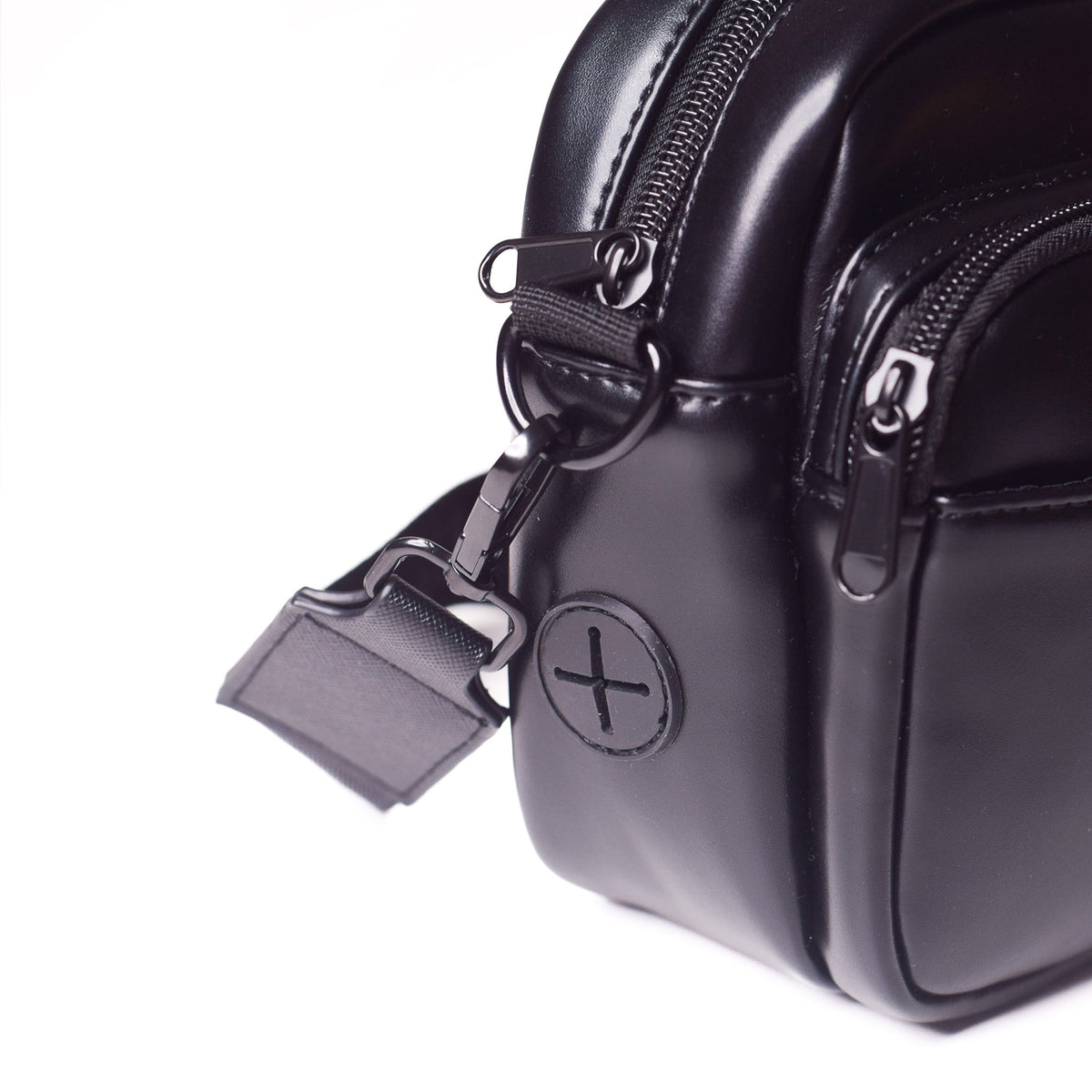 Pretty Paws Black Dog Walking Bag | Organised, Stylish &amp; Practical for Daily Walks