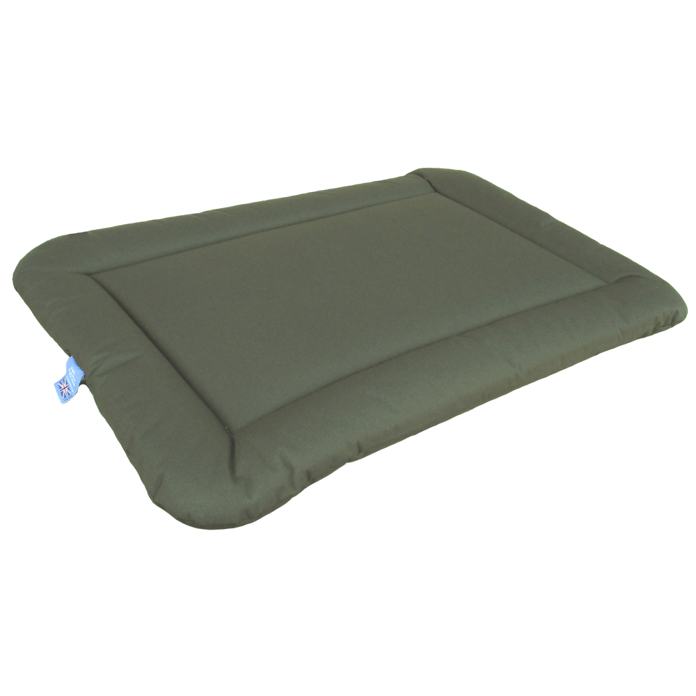 Country Dog Heavy Duty Waterproof Crate Pad RWC2BR on www.dogsdogsdogs.co.uk