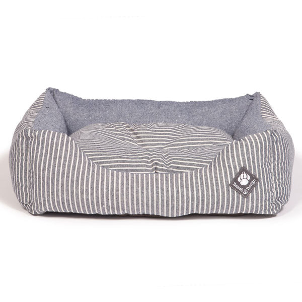 Danish Design Maritime Snuggle Bed MABS18 on www.dogsdogsdogs.co.uk
